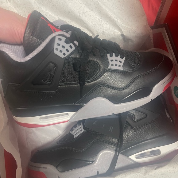 Bred Reimagined brand new - Picture 3 of 5